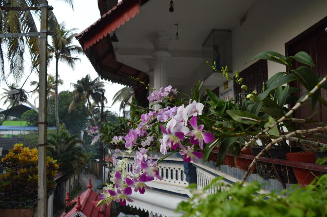 Dream Catcher Home Stay Kochi Bagian luar foto