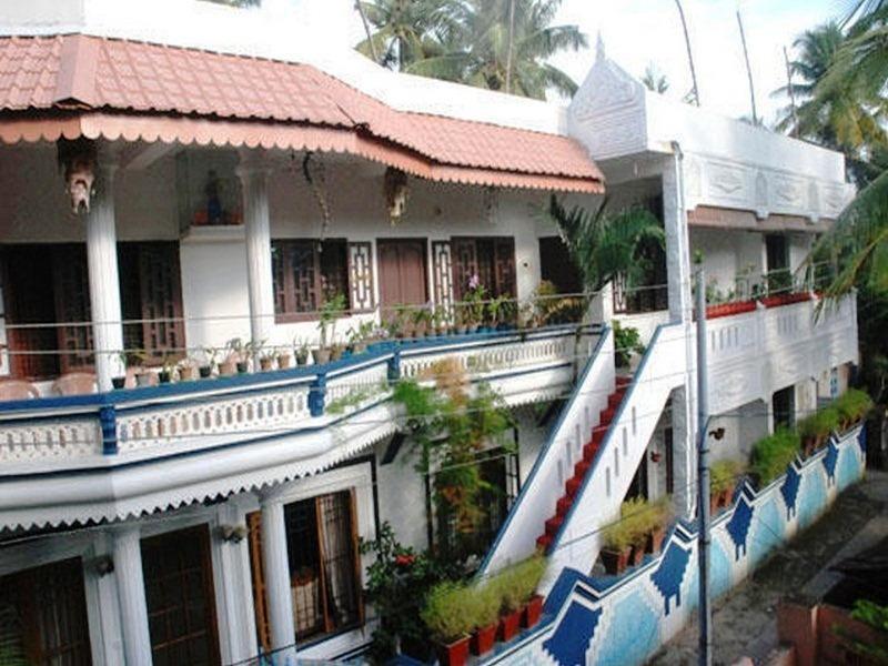 Dream Catcher Home Stay Kochi Bagian luar foto