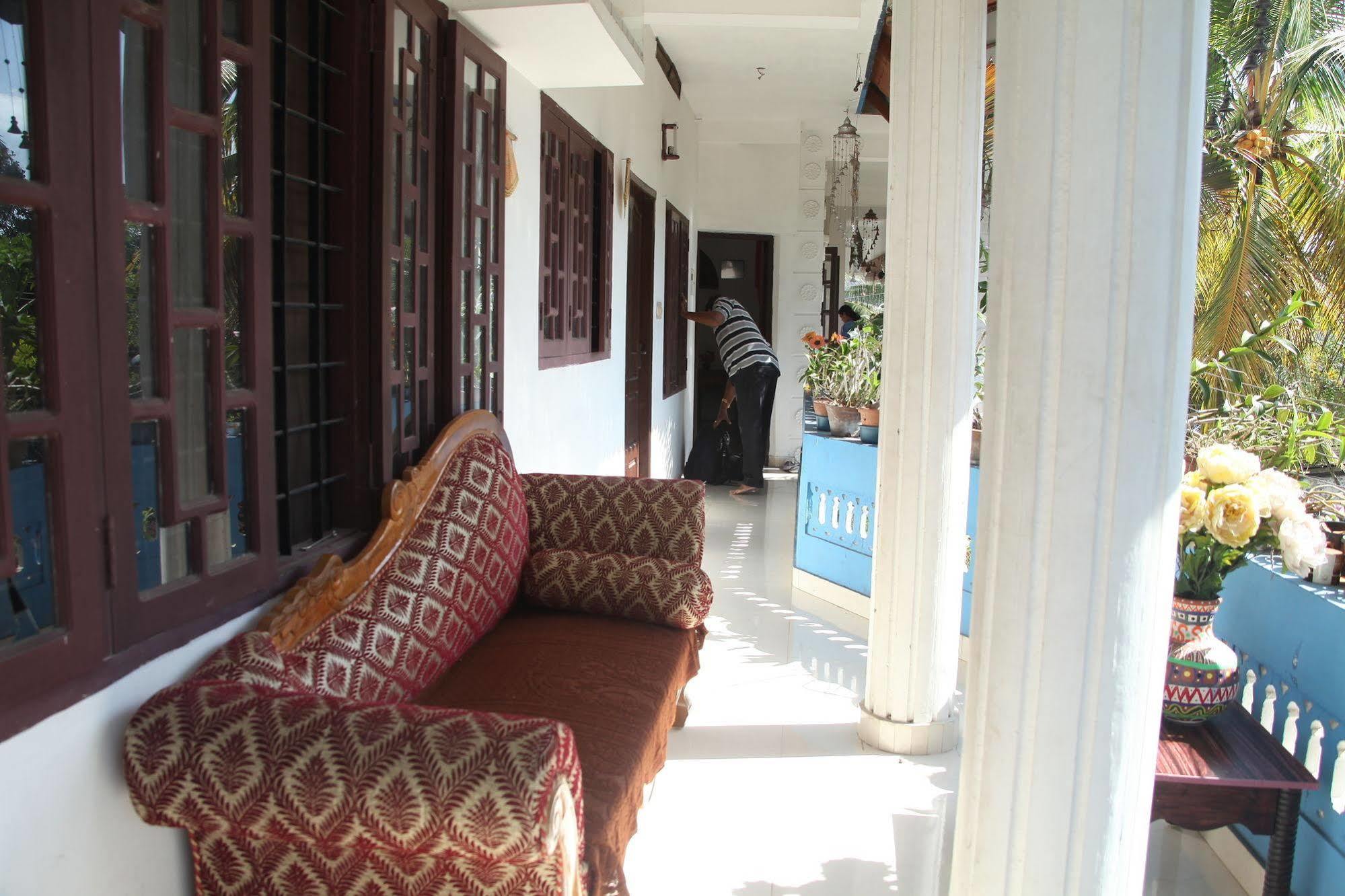 Dream Catcher Home Stay Kochi Bagian luar foto