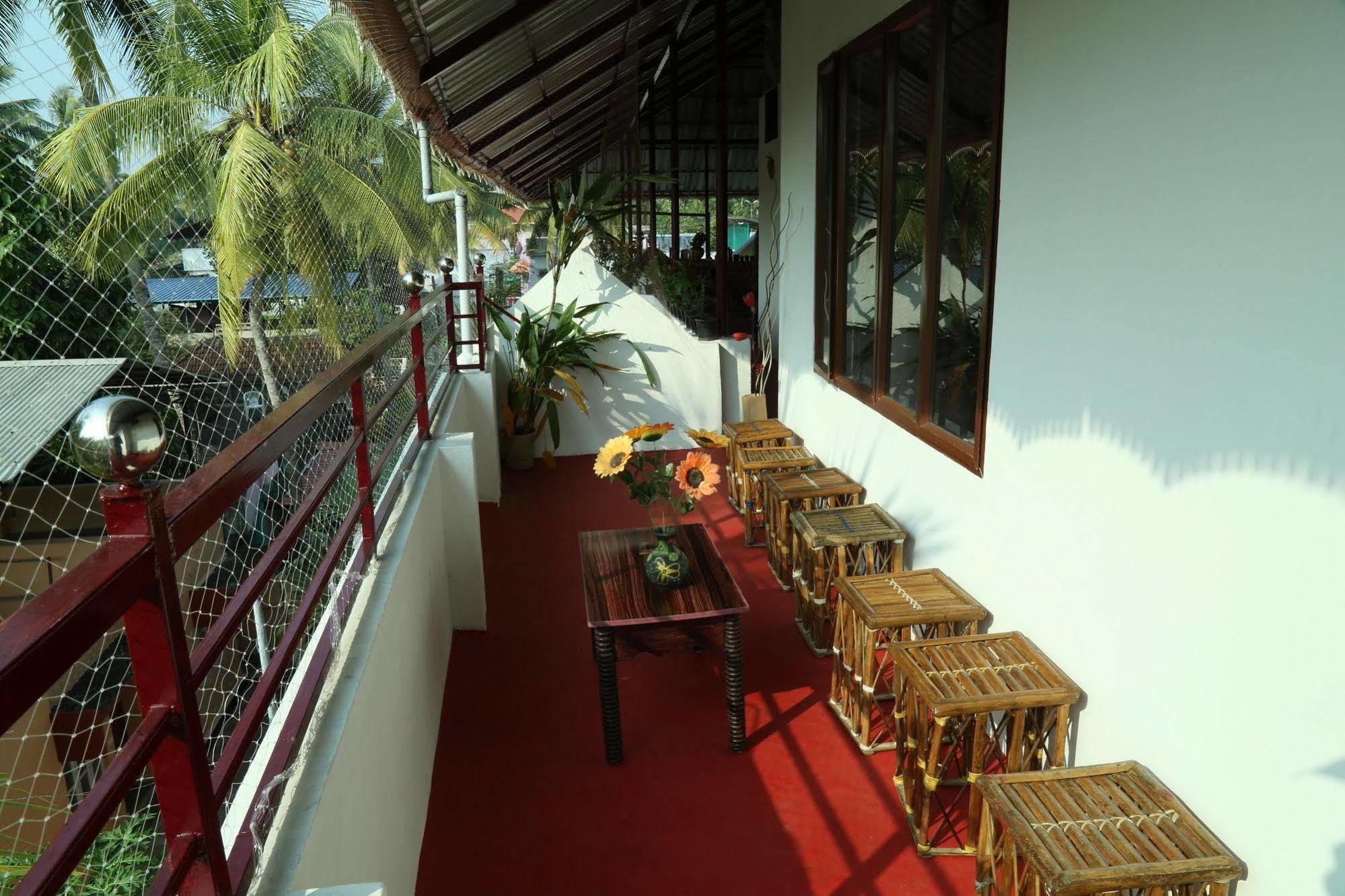 Dream Catcher Home Stay Kochi Bagian luar foto